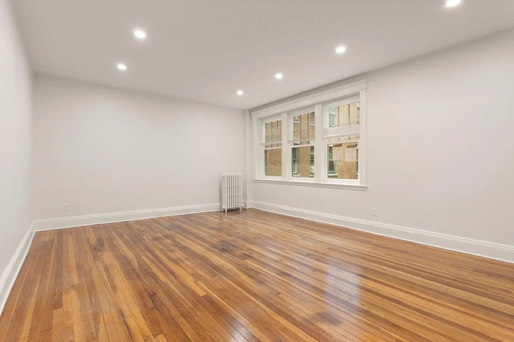 441 Washington St, Brookline Village