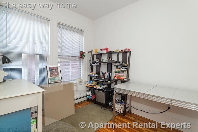 137 Columbia St, Central Square