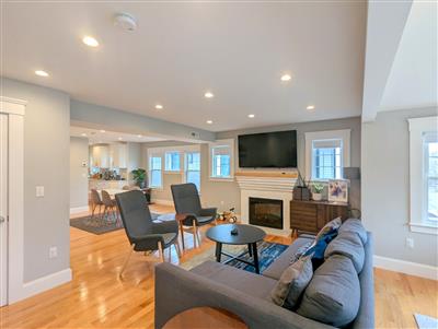 20 Carver Road East, Watertown