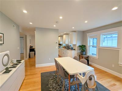 20 Carver Road East, Watertown