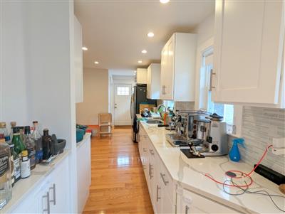 20 Carver Road East, Watertown