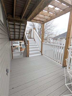 20 Carver Road East, Watertown