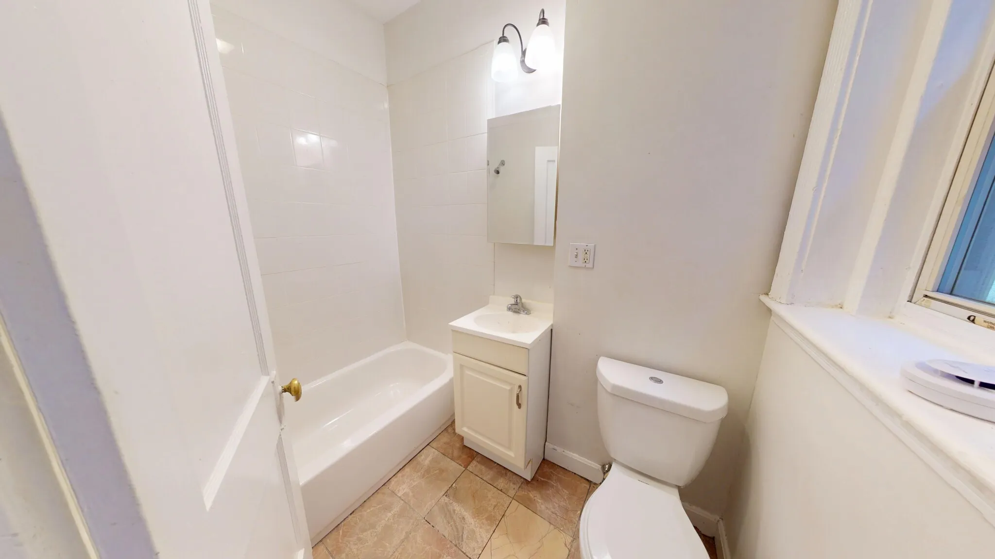 38 Hemenway St, Fenway