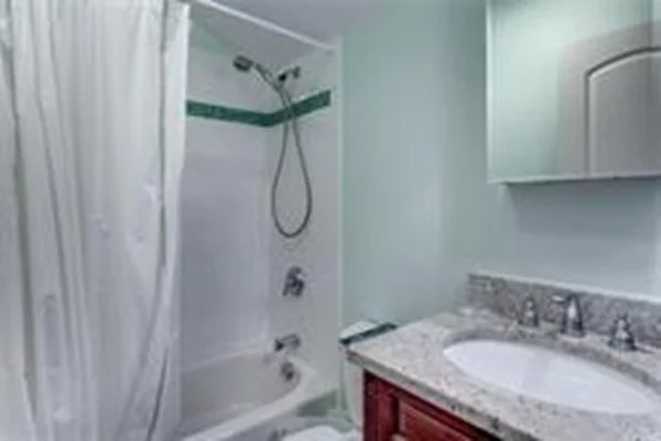 68 Waverley Ave, Newton Corner