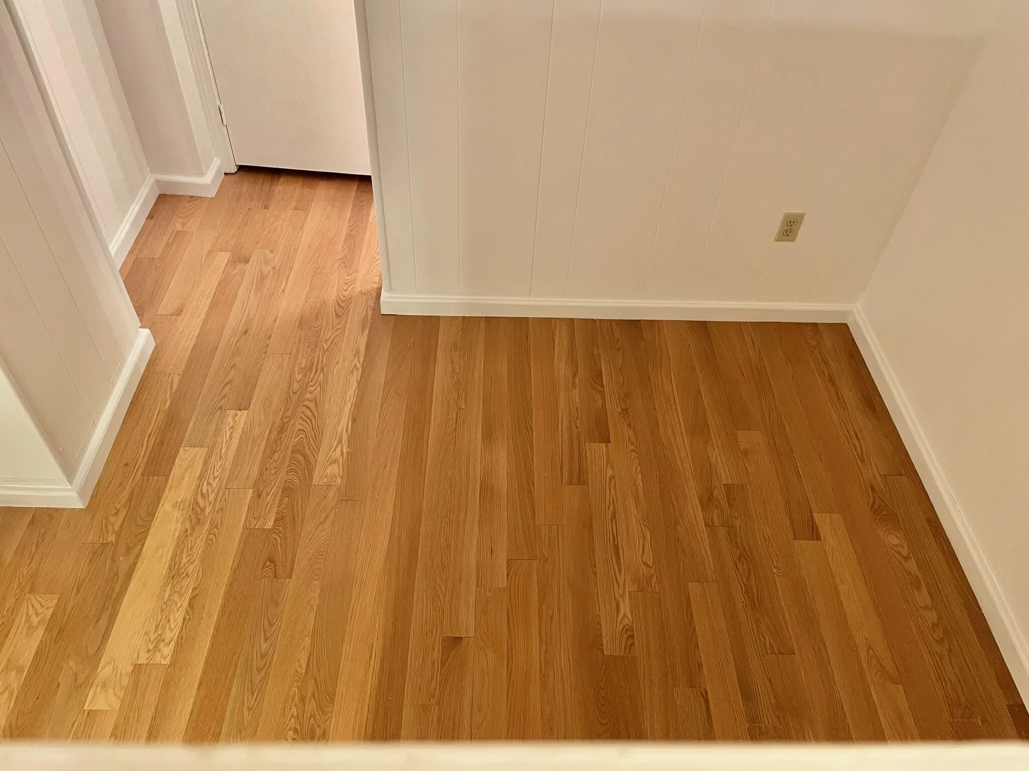 1077 Beacon St, Longwood