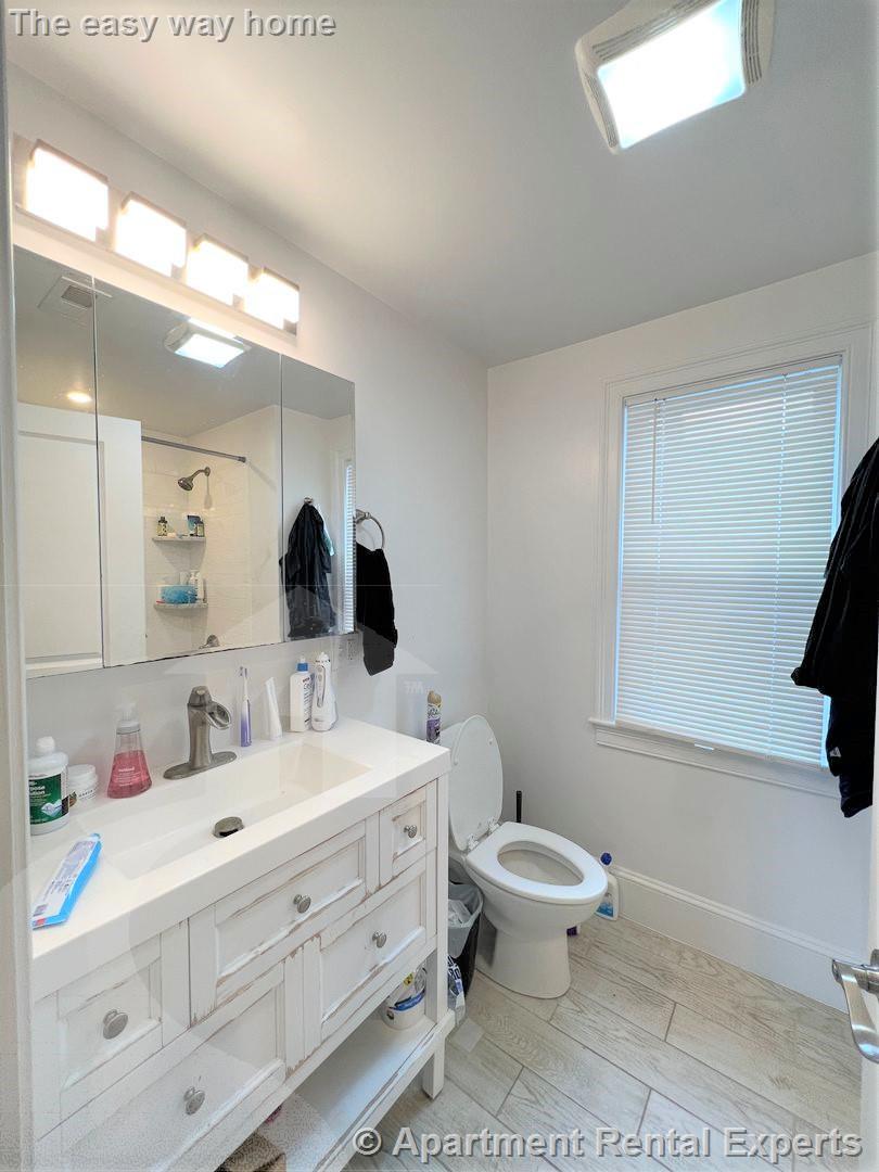 183 River St, Central Square