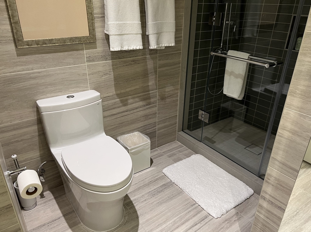 430 Stuart St, Back Bay