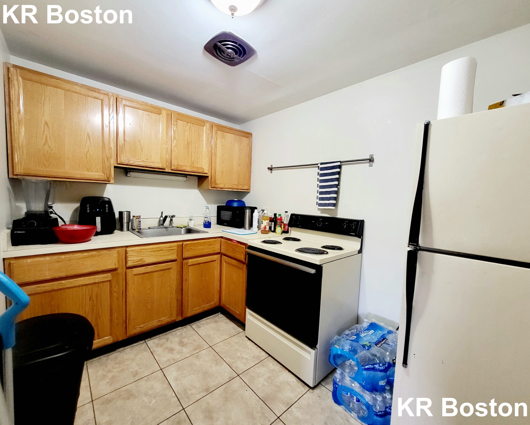 2 bed, 1 bath apartment for rent at 310 Tappan St Unit 1A, Washington Square — photo 1 of 3