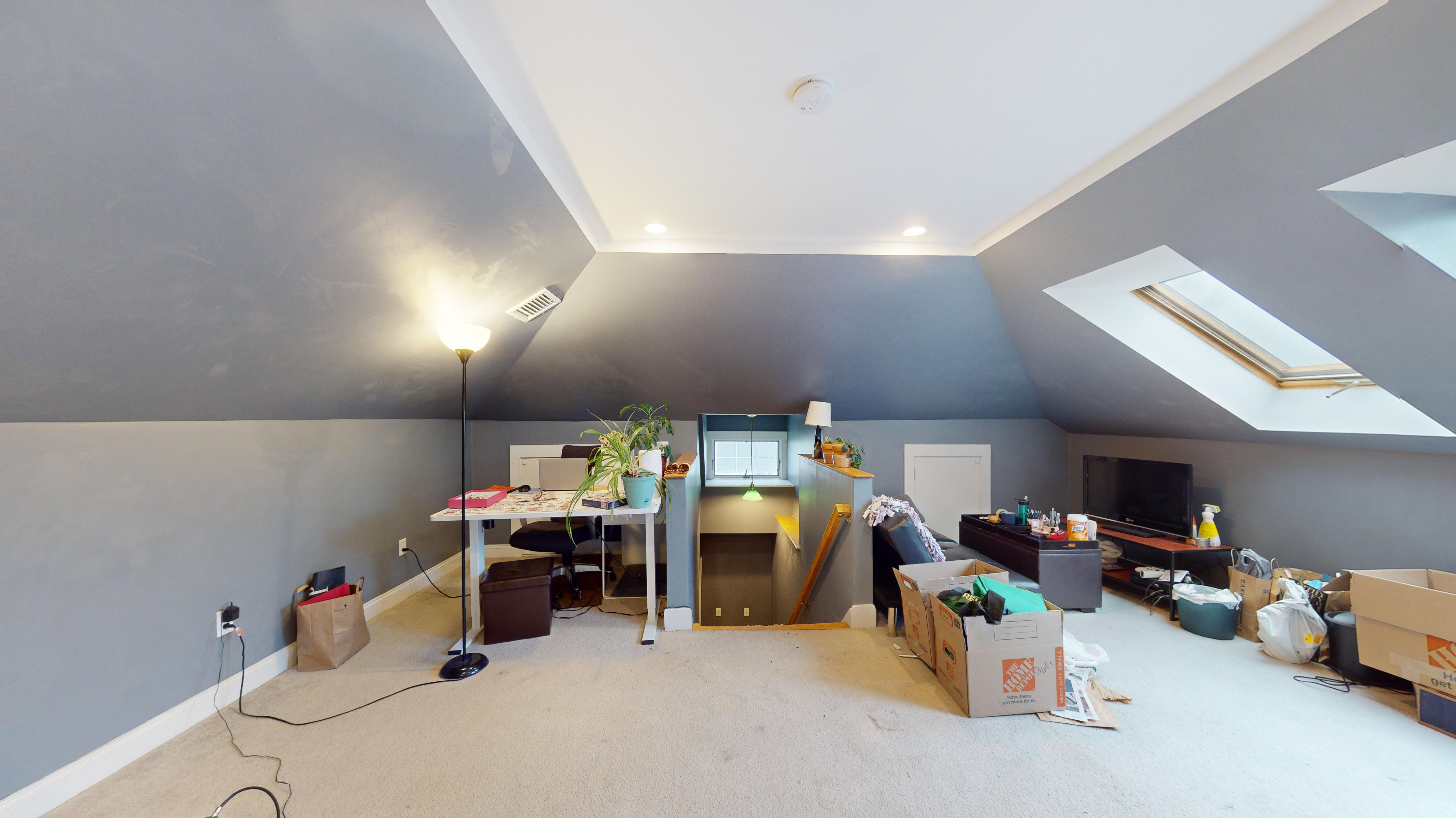 4 bed, 2 bath apartment for rent at 212 Powder House Boulevard Unit 2, West Somerville — photo 8 of 18