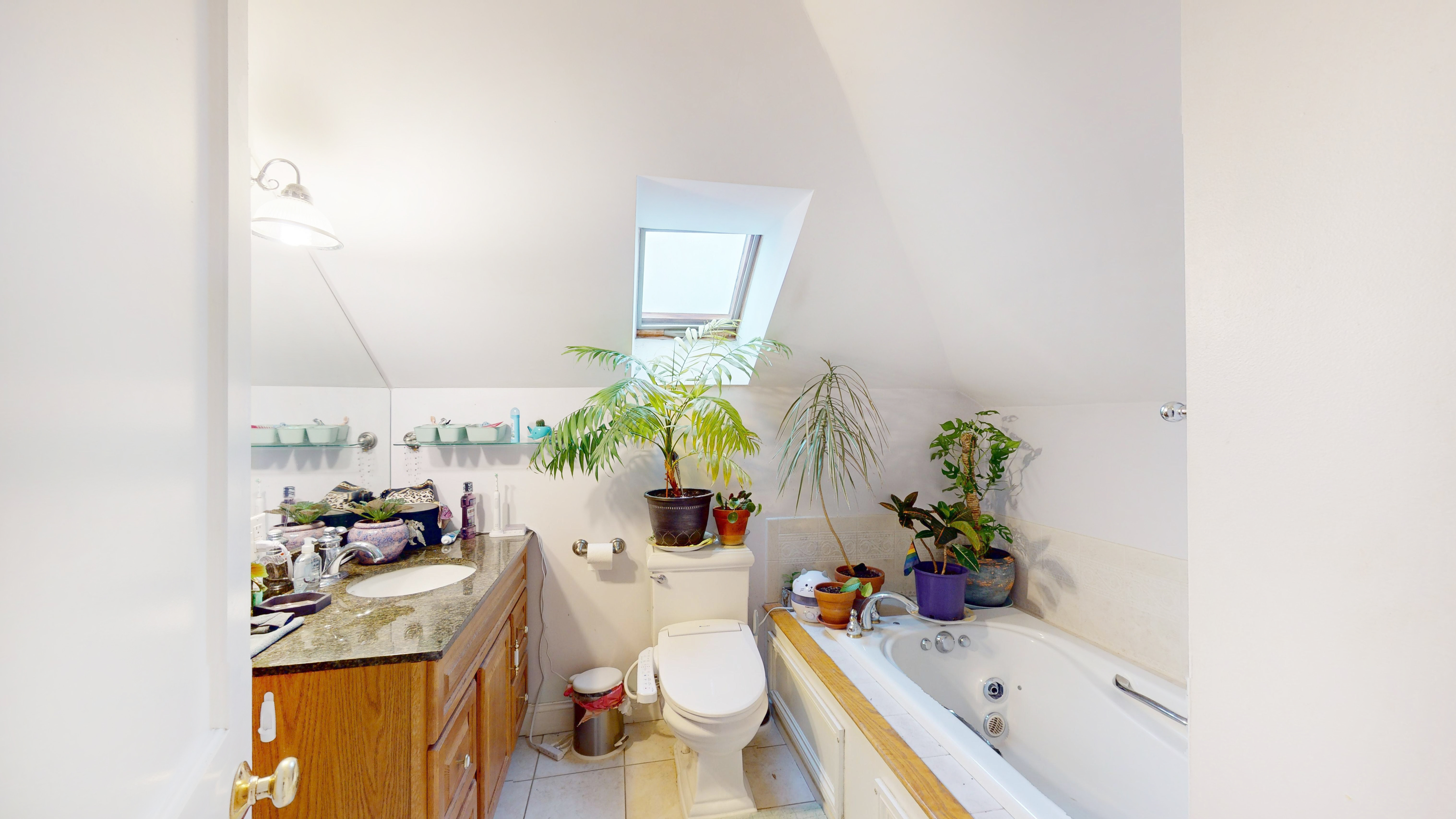 4 bed, 2 bath apartment for rent at 212 Powder House Boulevard Unit 2, West Somerville — photo 9 of 18