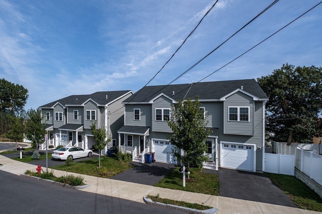 21 Bellevue Ave, Revere