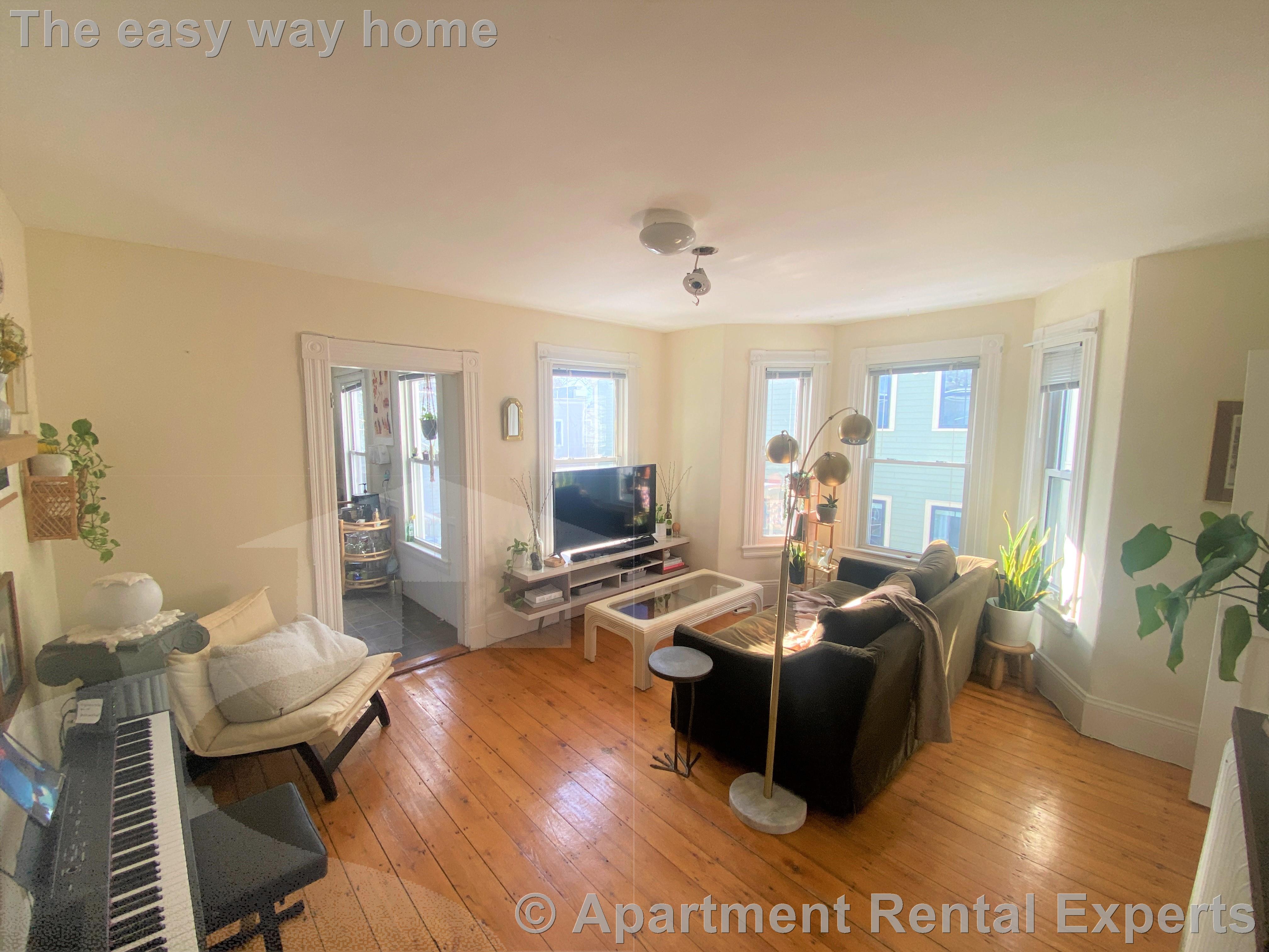 14 Tufts St, Cambridgeport