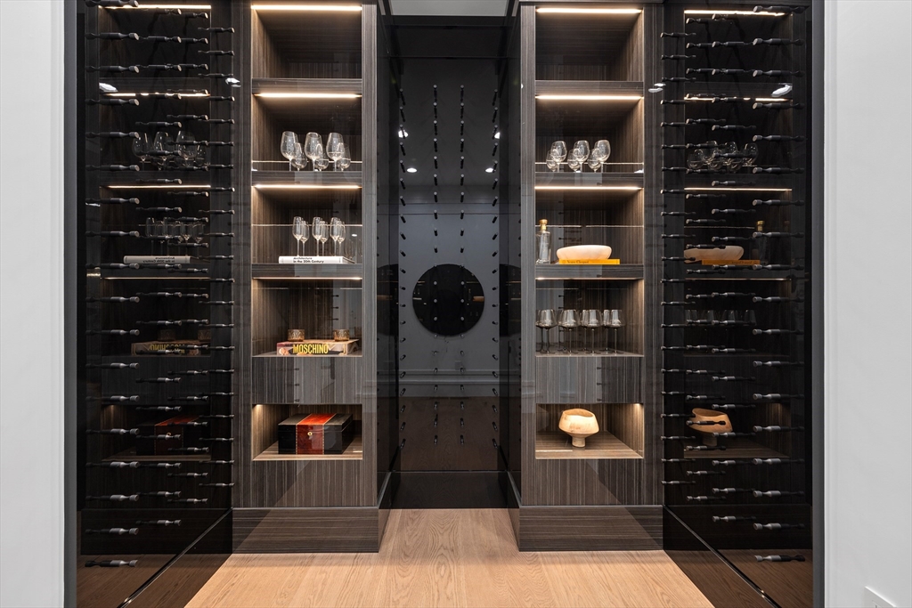 138 Woodland Rd, Brookline