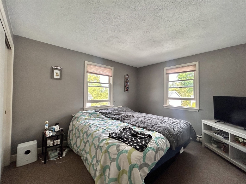 88 Sylvia St, Arlington