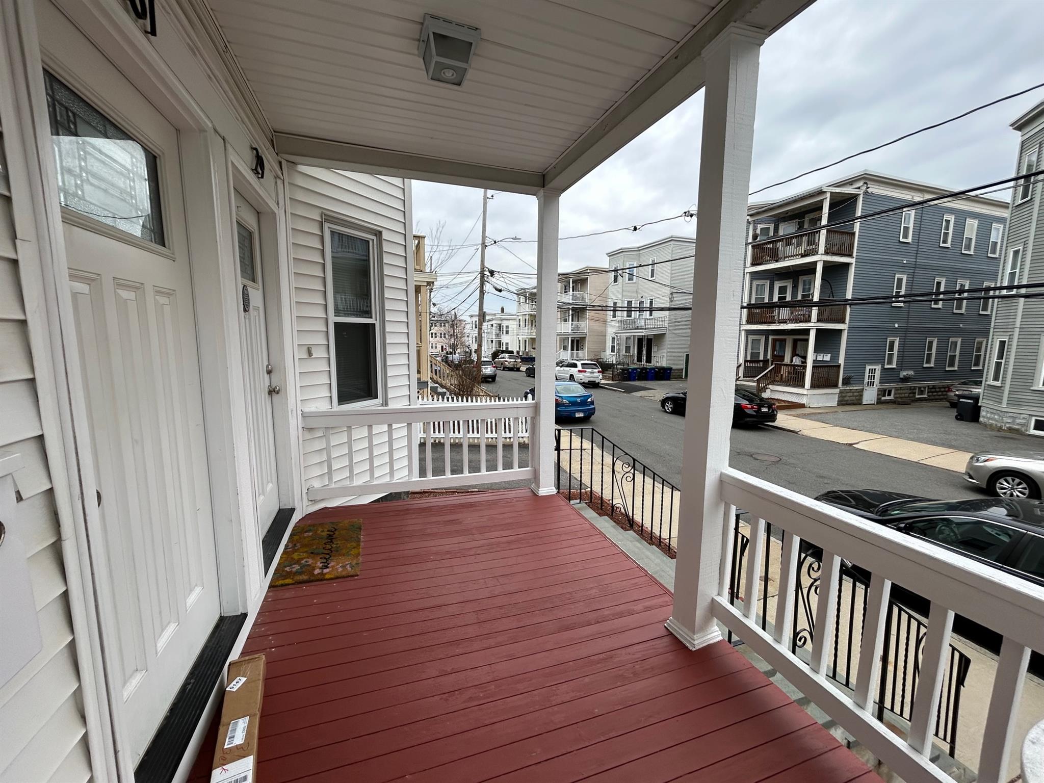 31 Belknap St, West Somerville