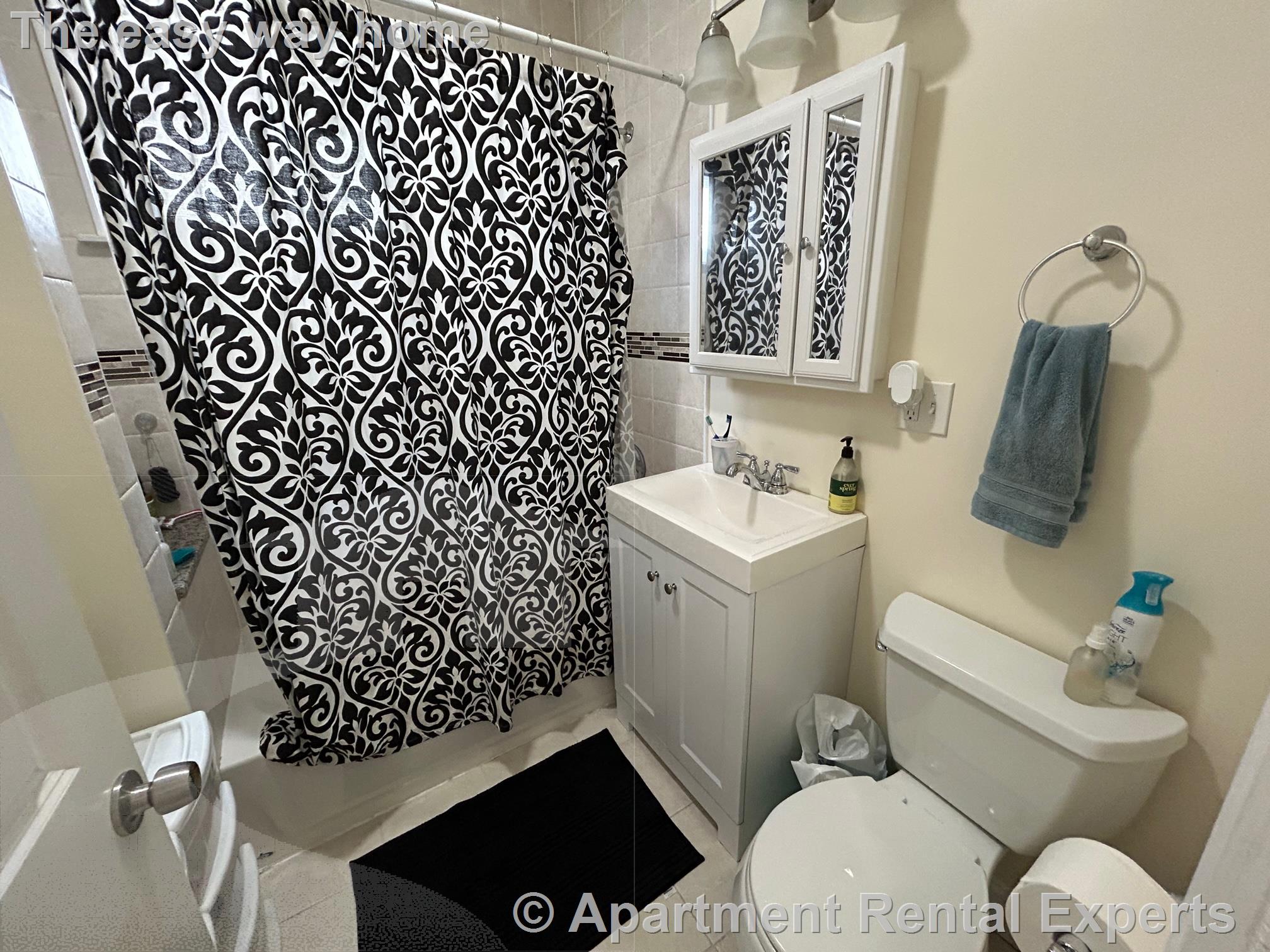 29-31 Belknap St, Teele Square