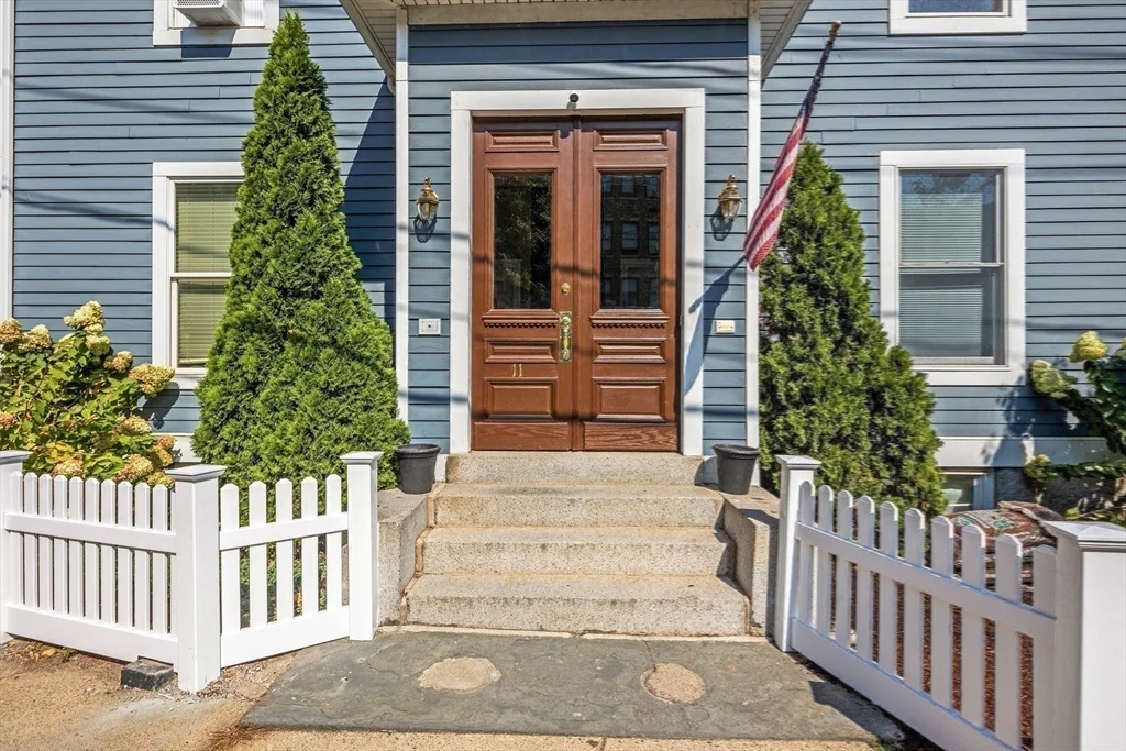 11 Thomas Park, South Boston