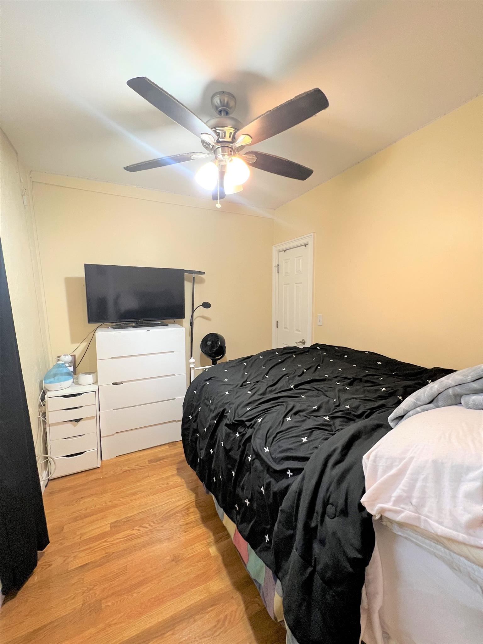 Studio bed, 1 bath apartment for rent at 2 Otis St Unit 3, East Somerville — photo 2 of 11