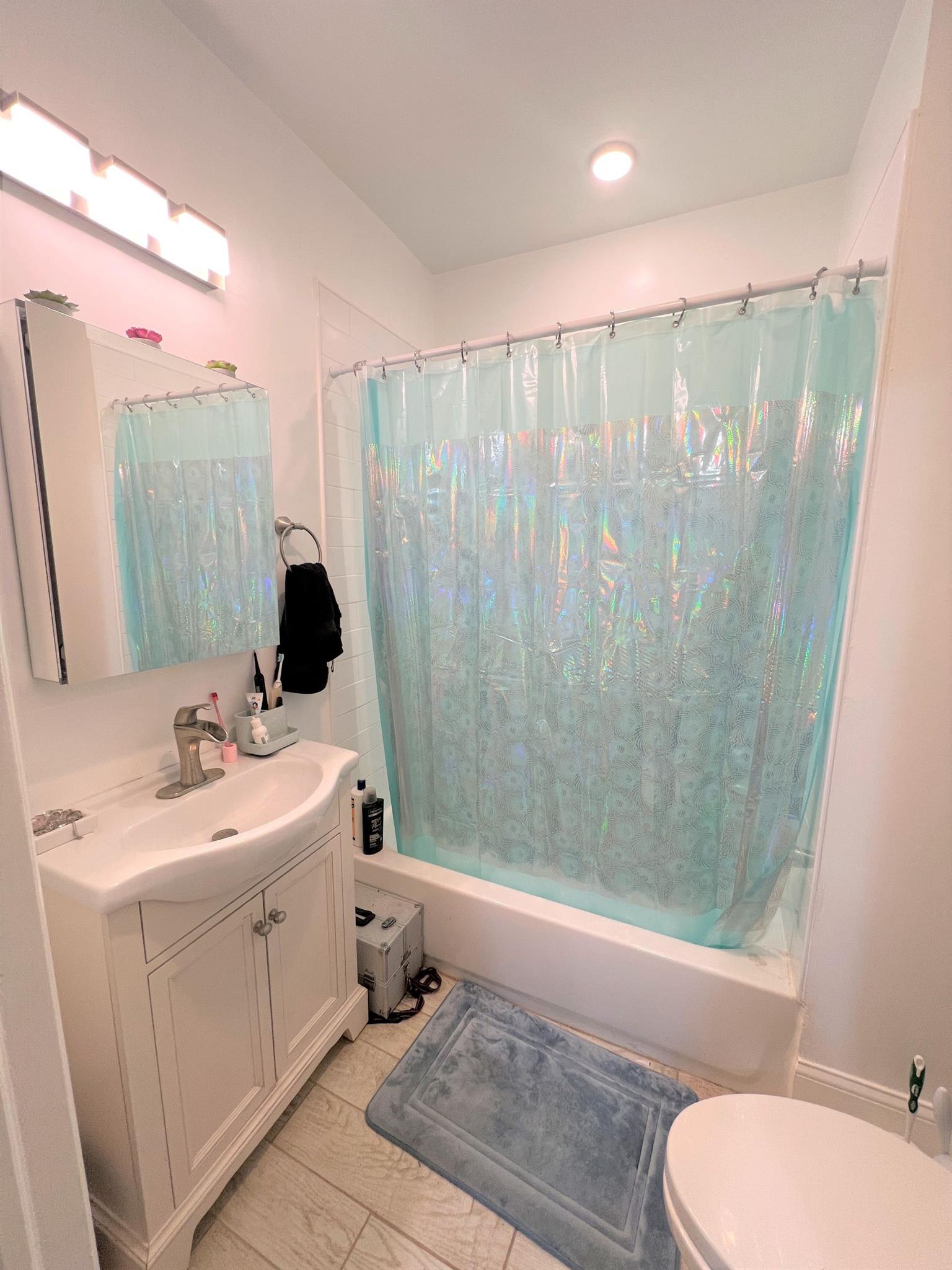 Studio bed, 1 bath apartment for rent at 2 Otis St Unit 3, East Somerville — photo 3 of 11