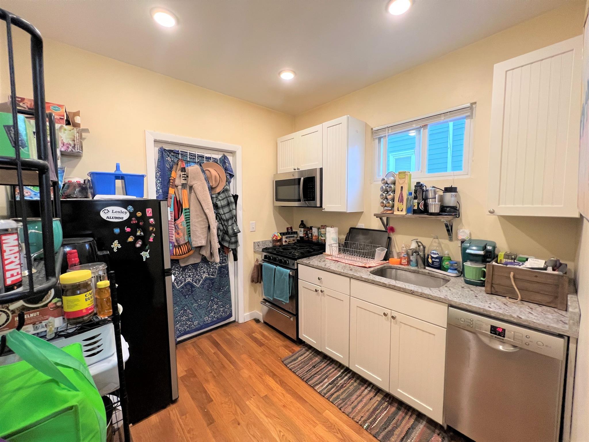 Studio bed, 1 bath apartment for rent at 2 Otis St Unit 3, East Somerville — photo 8 of 11