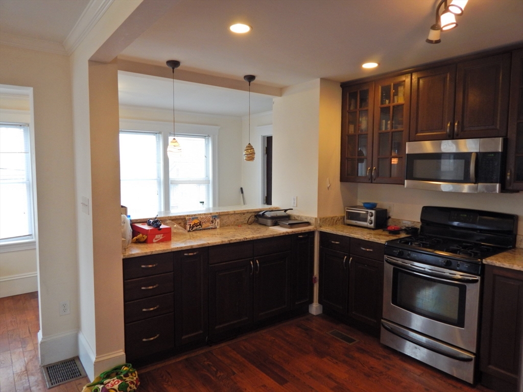 20 Stockwell St, Mission Hill