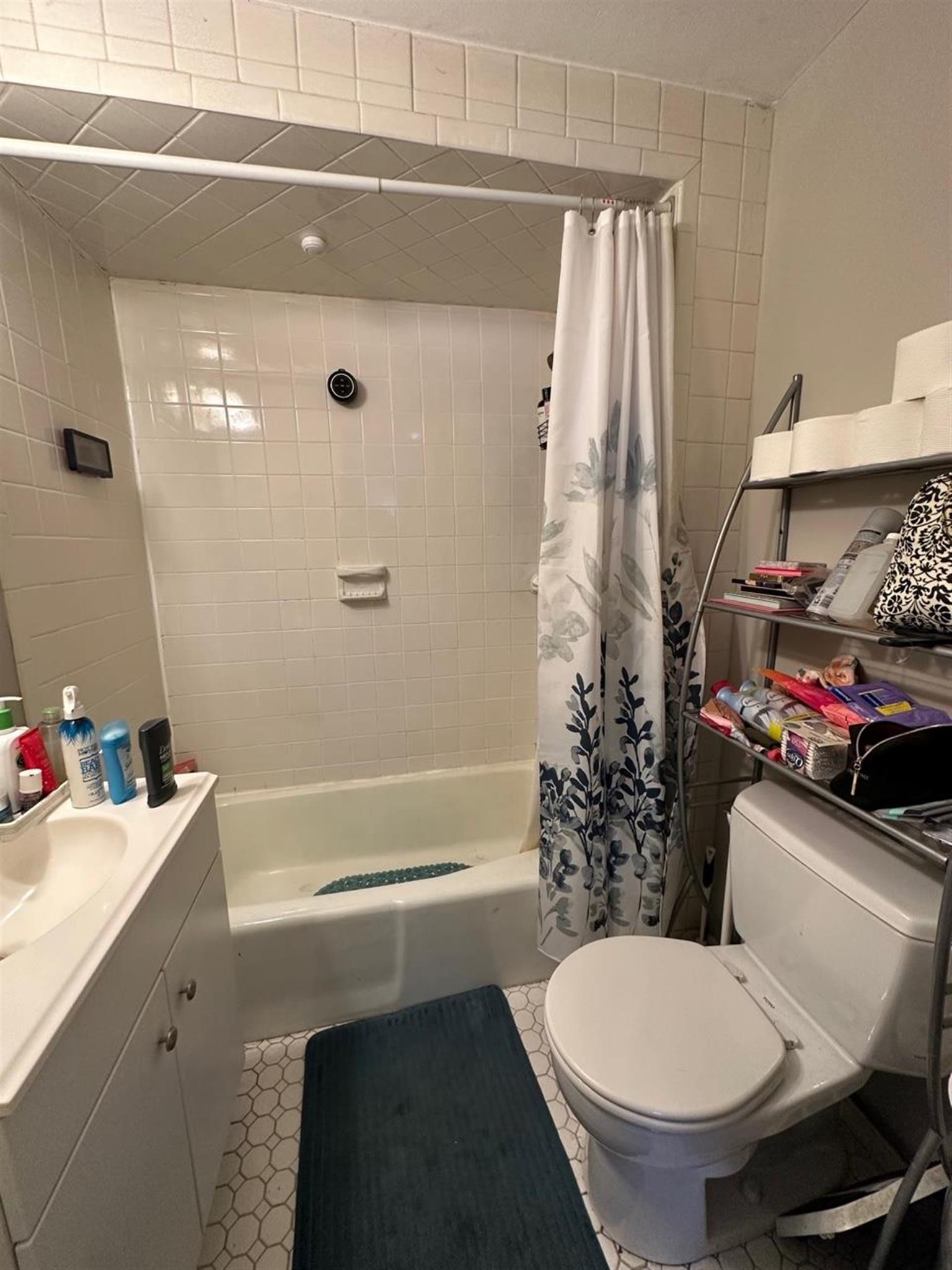1 bed, 1 bath apartment for rent at 3 Lee St Unit 2F, Magoun Square — photo 12 of 19