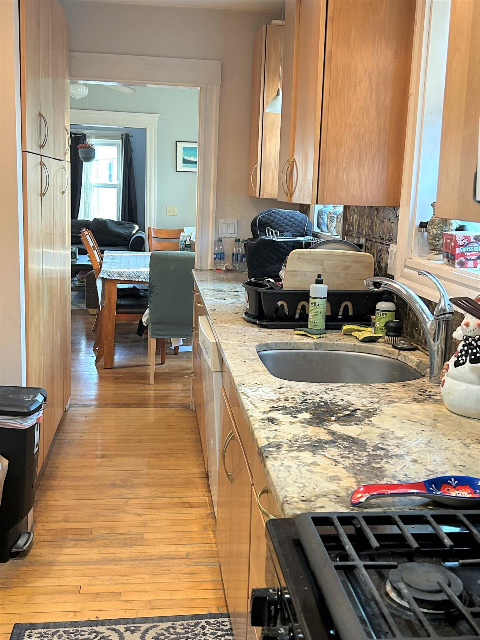 2.5 bed, 1 bath apartment for rent at 8 Valley St Unit 8, Medford — photo 10 of 16