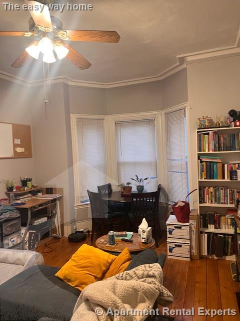 77 Bonair St, Winter Hill