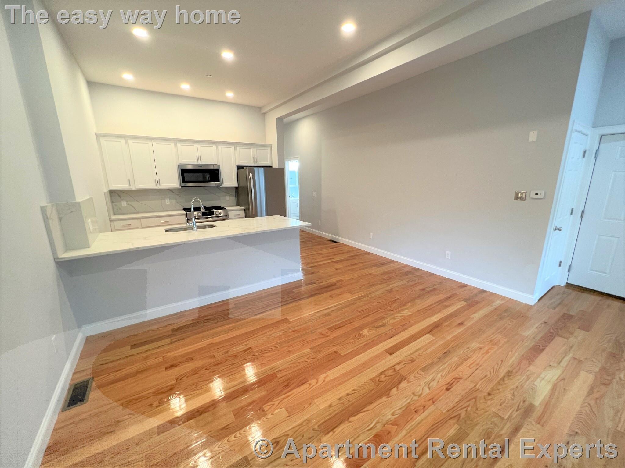 126 Cross St, East Somerville