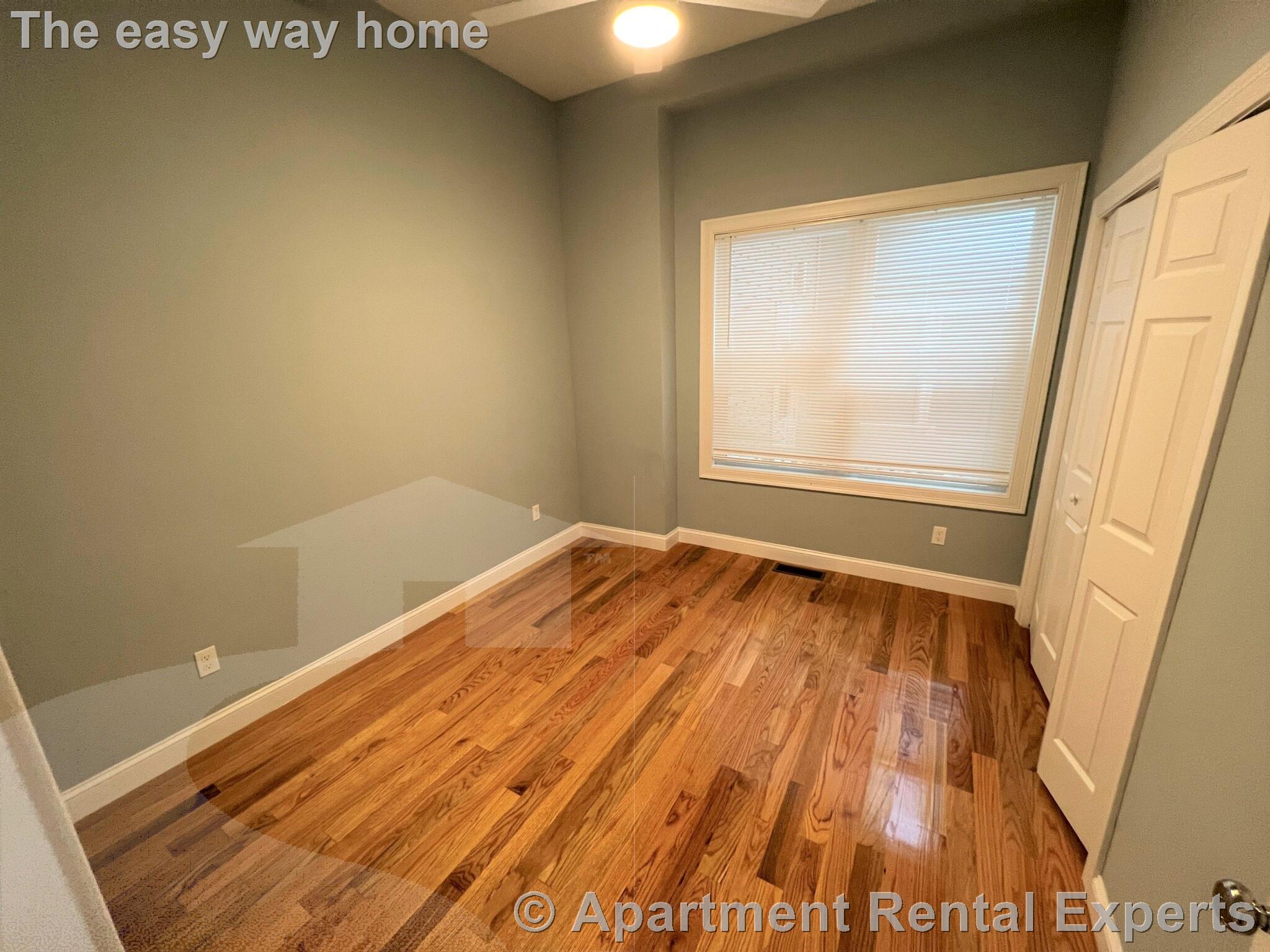 126 Cross St, East Somerville