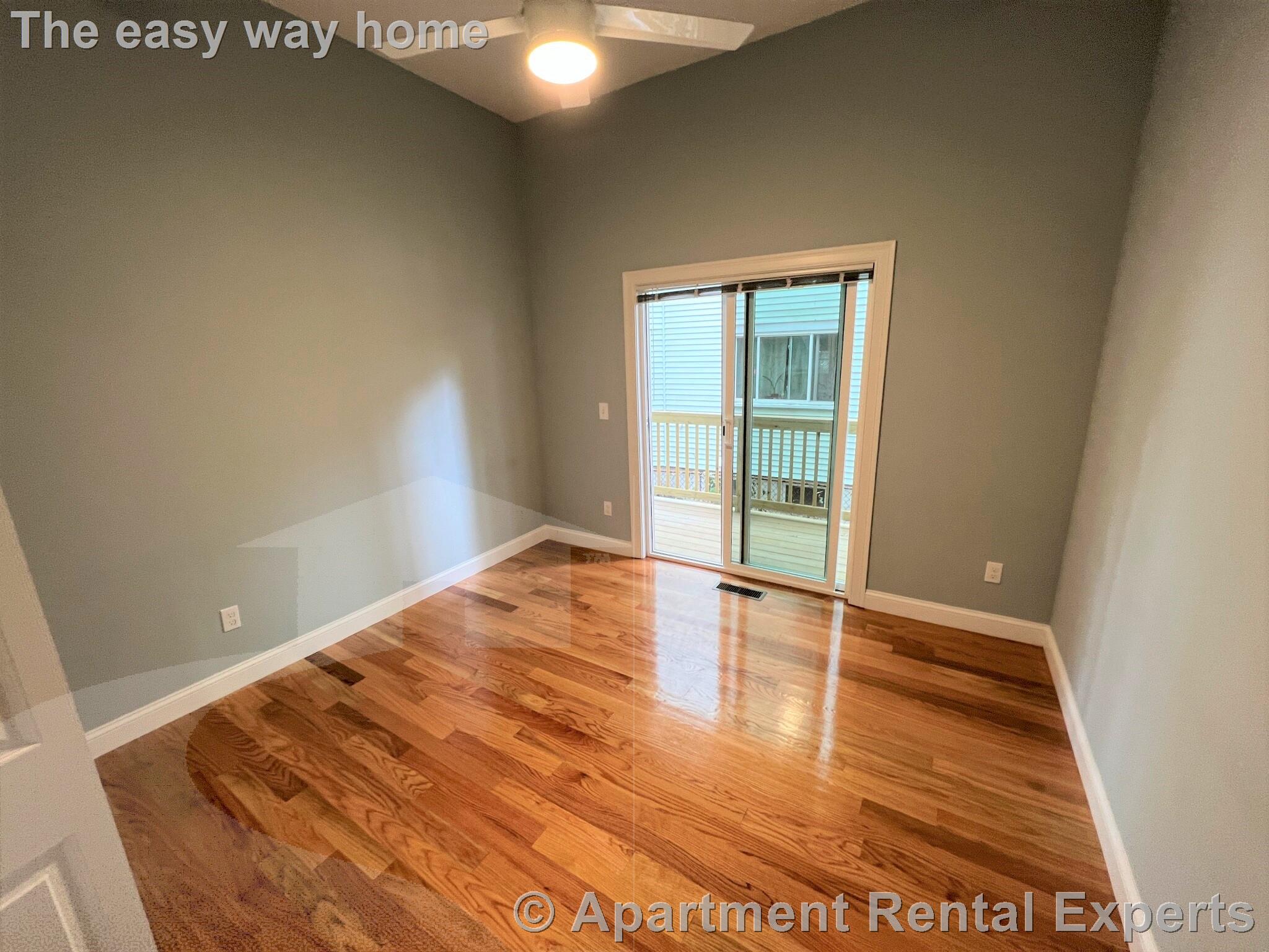 126 Cross St, East Somerville