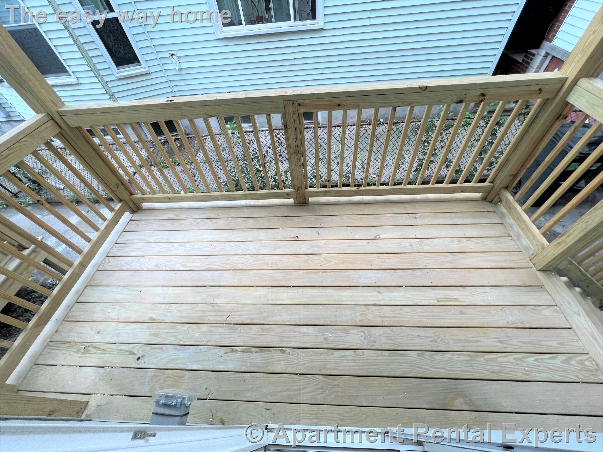 126 Cross St, East Somerville