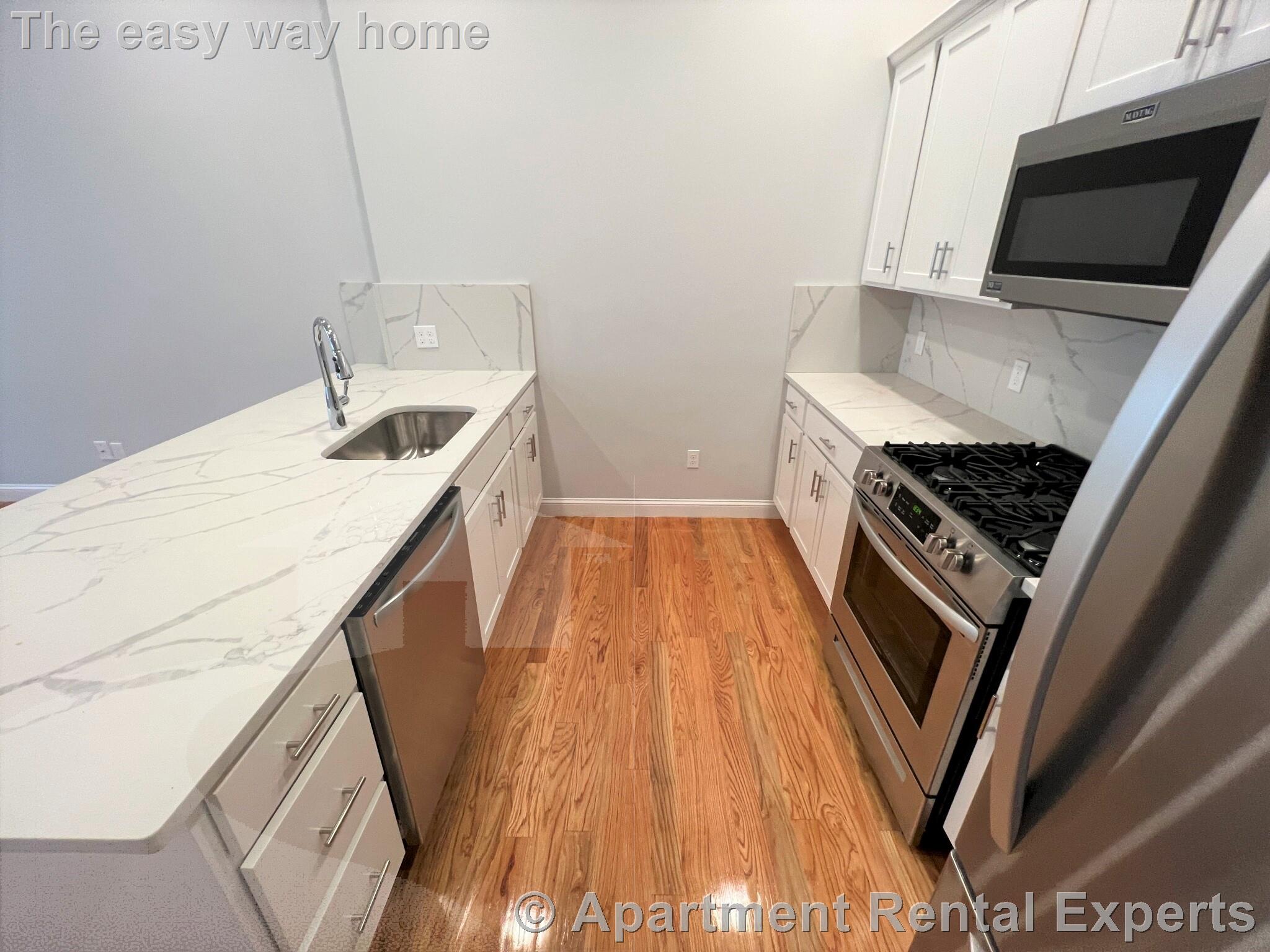 126 Cross St, East Somerville