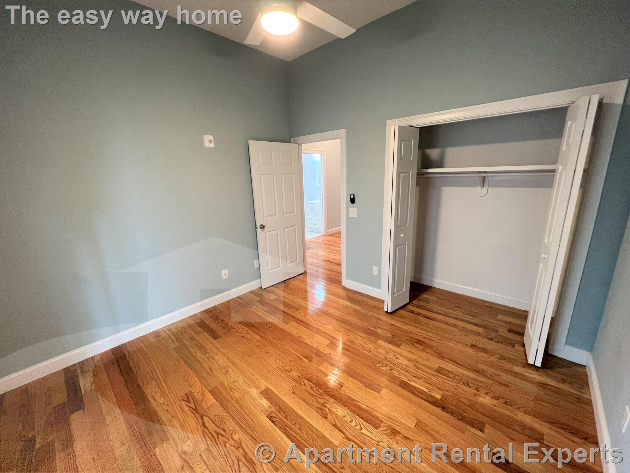 126 Cross St, East Somerville