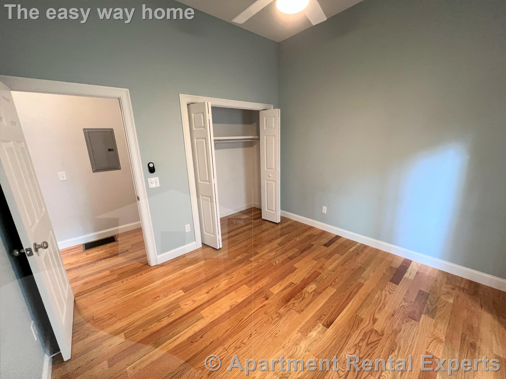 126 Cross St, East Somerville