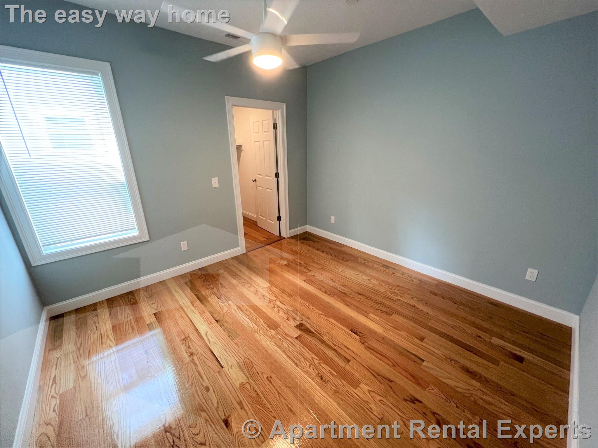 126 Cross St, East Somerville