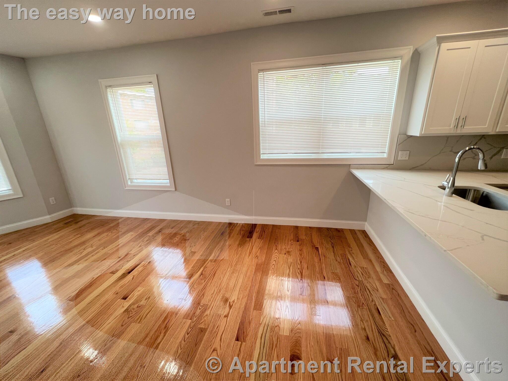 126 Cross St, East Somerville