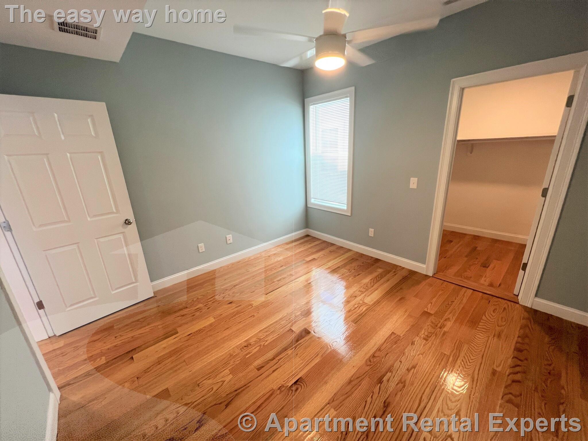 126 Cross St, East Somerville