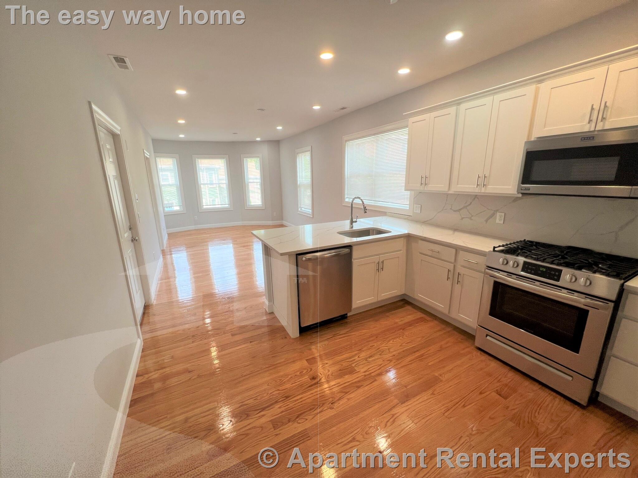 126 Cross St, East Somerville