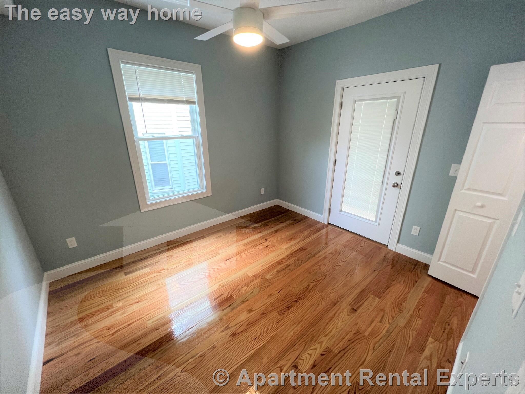 126 Cross St, East Somerville