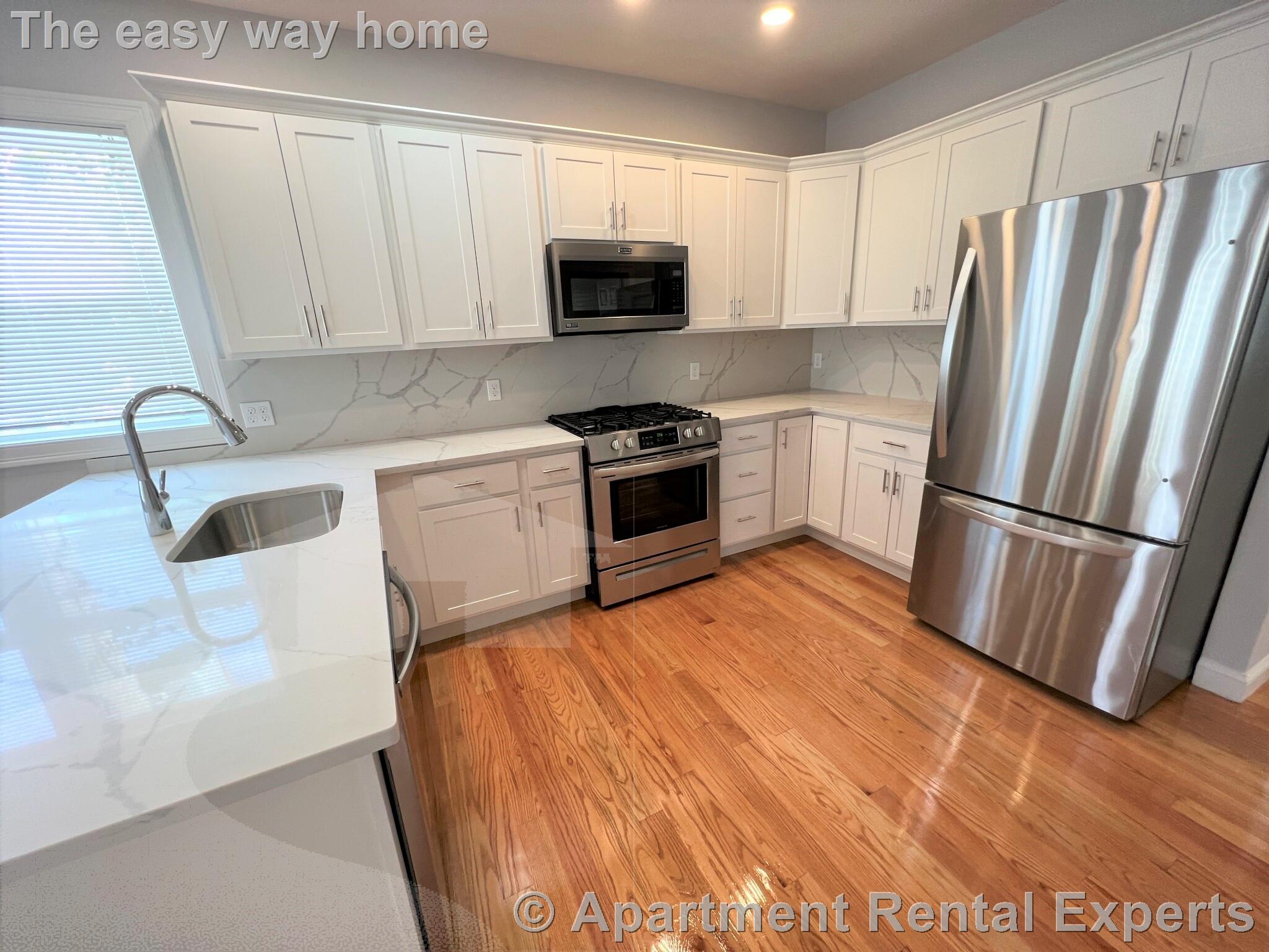 126 Cross St, East Somerville