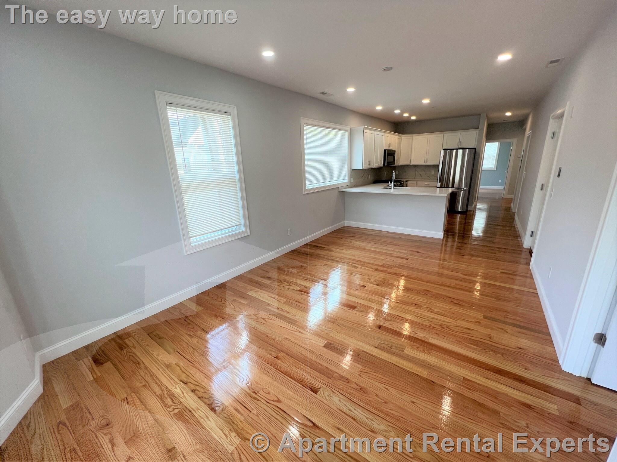 126 Cross St, East Somerville