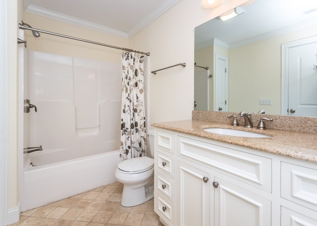 67 Trimount Ave, Waltham