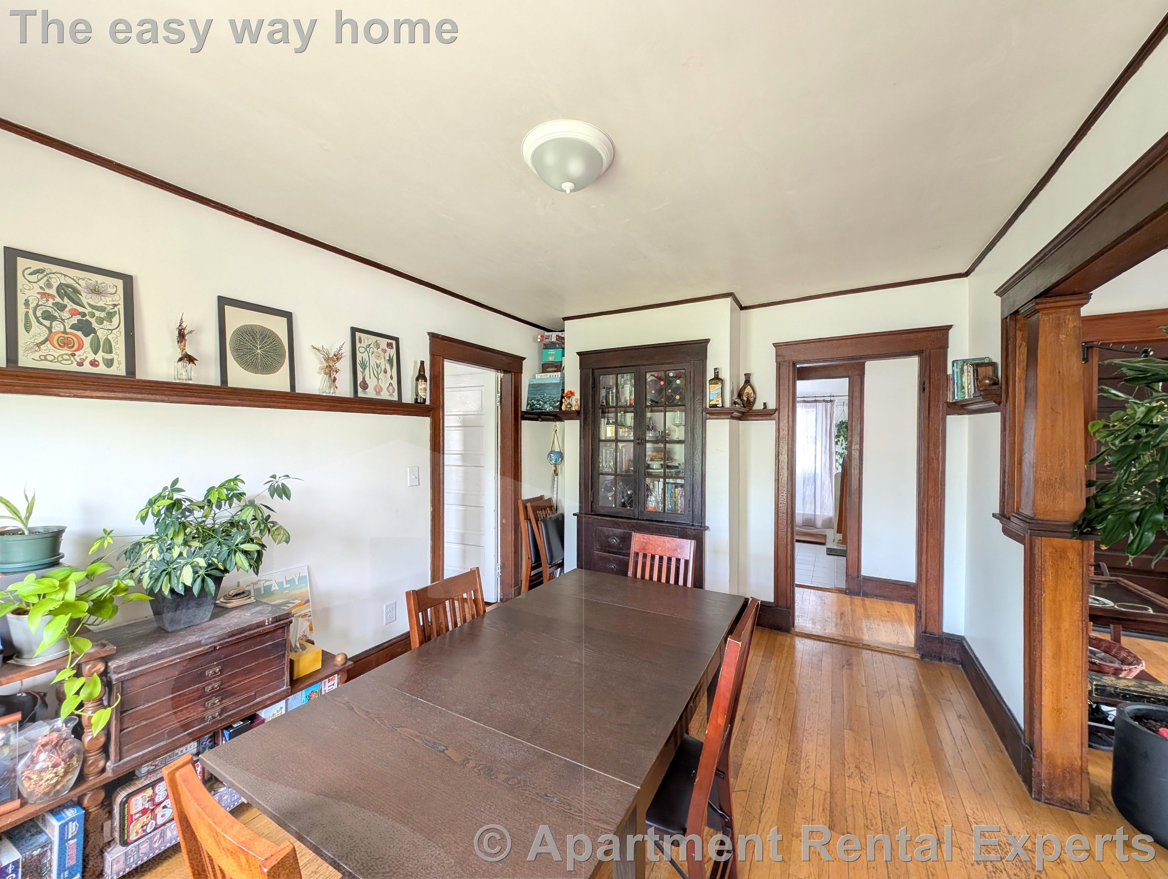 998 Broadway, Davis Square