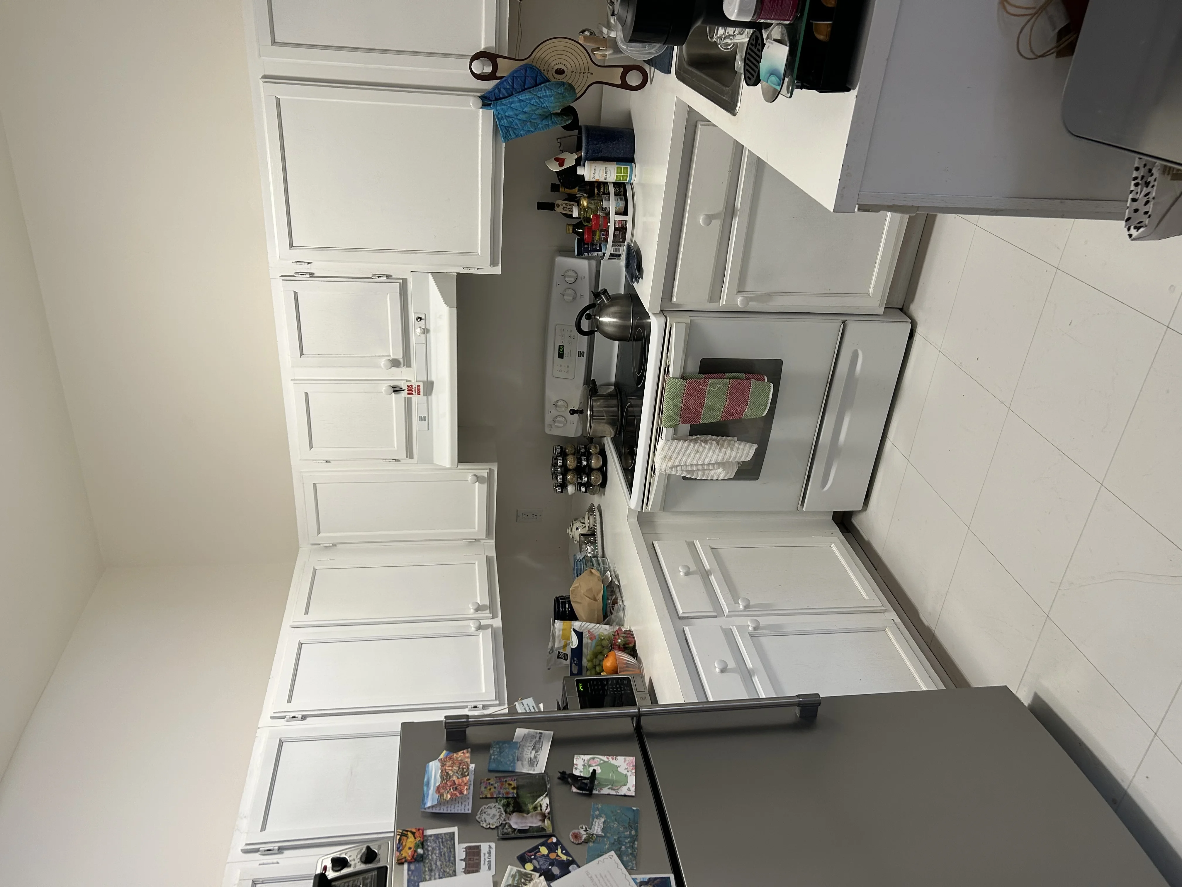 48 Forest St, Medford