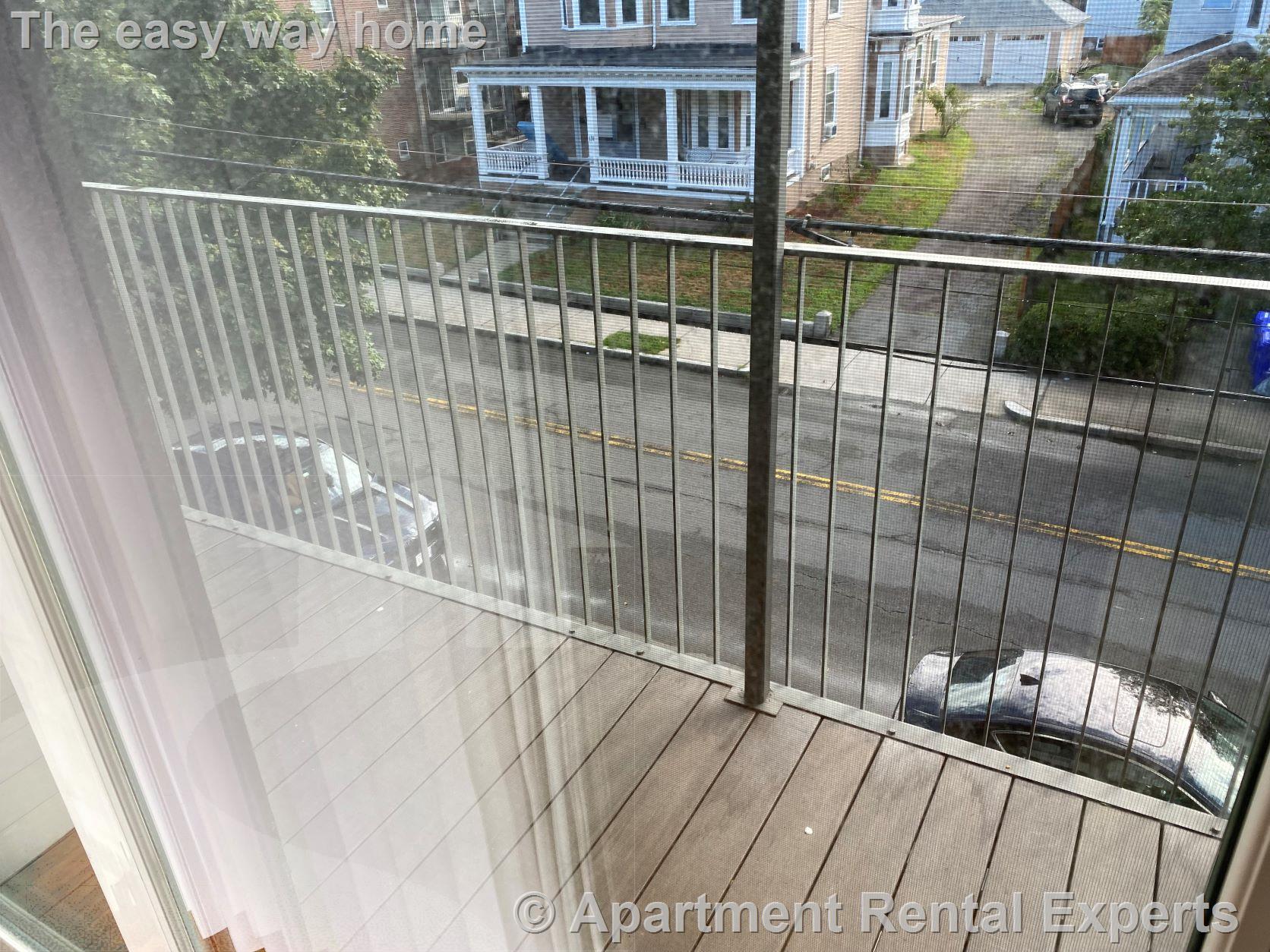 134 Summer St, Malden Center