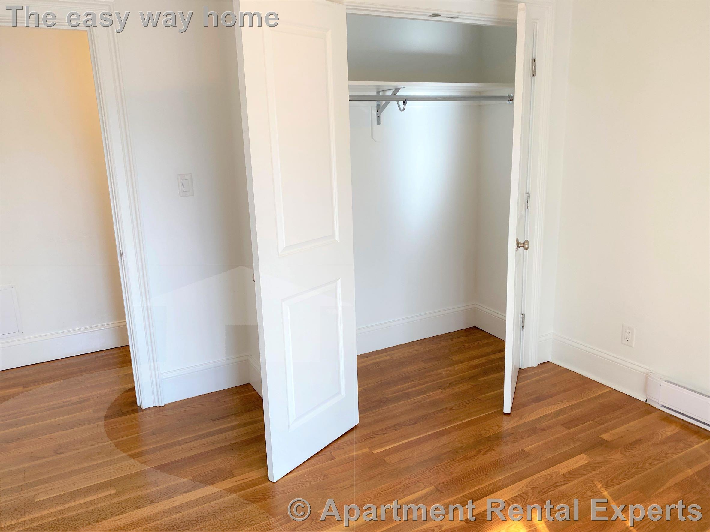 134 Summer St, Malden Center