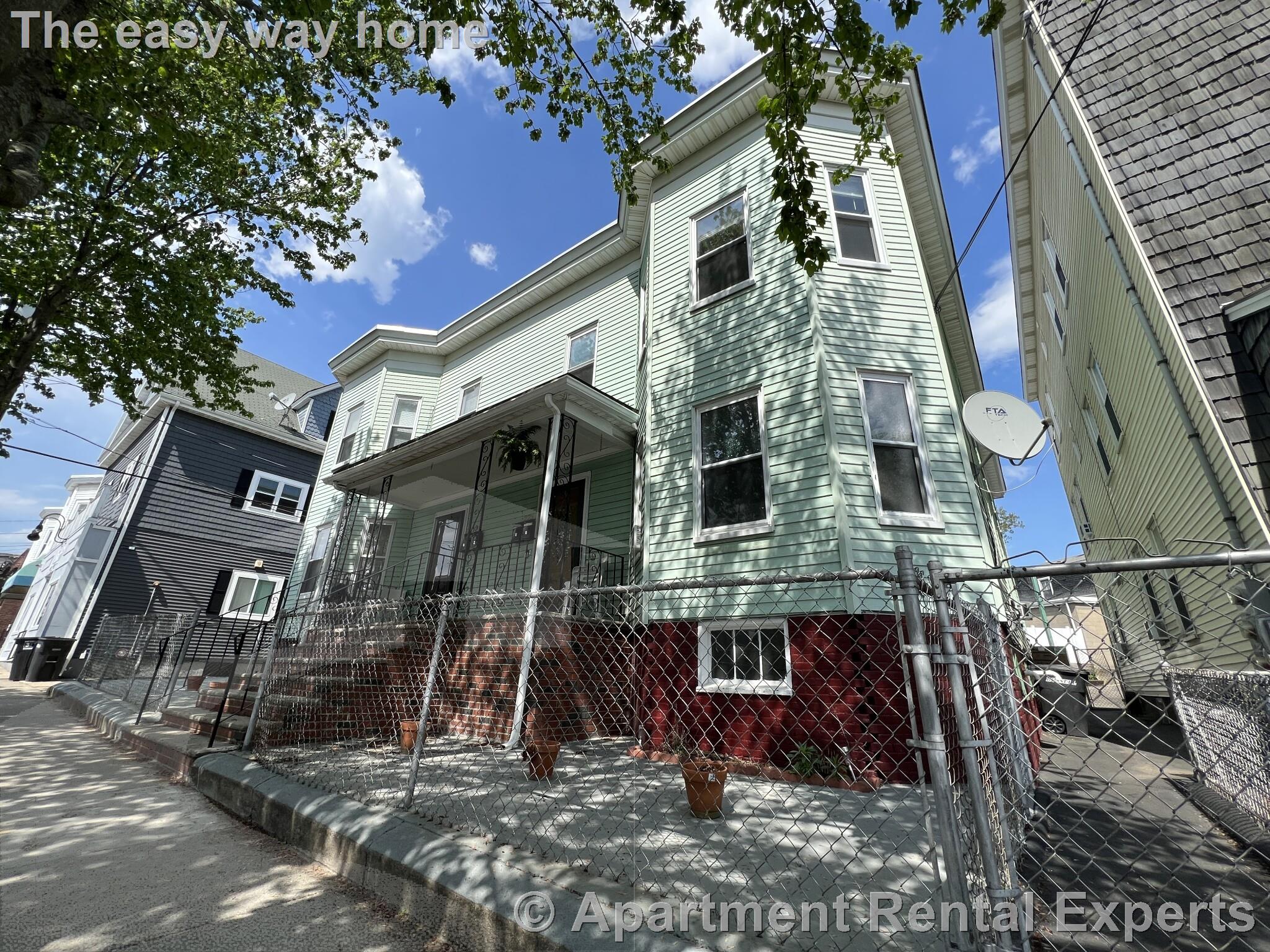 225 Holland St, Teele Square