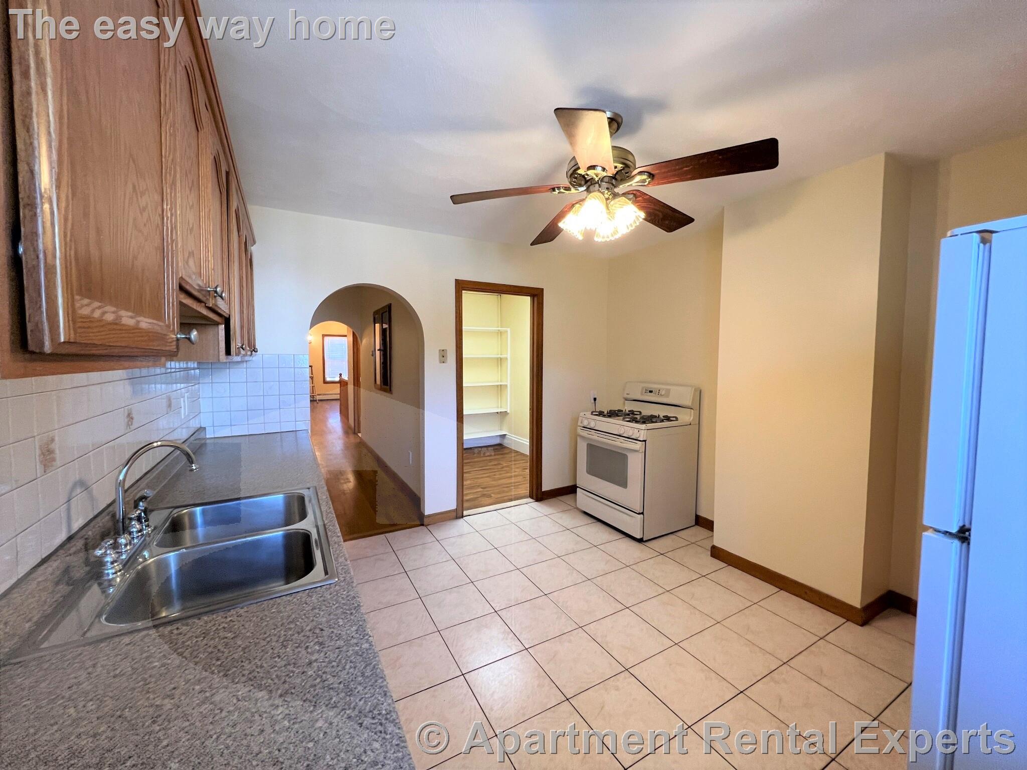 225 Holland St, Davis Square