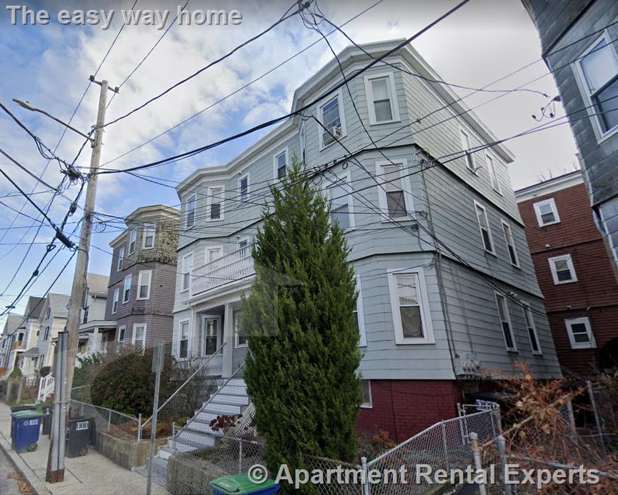 3 Mossland St, Porter Square